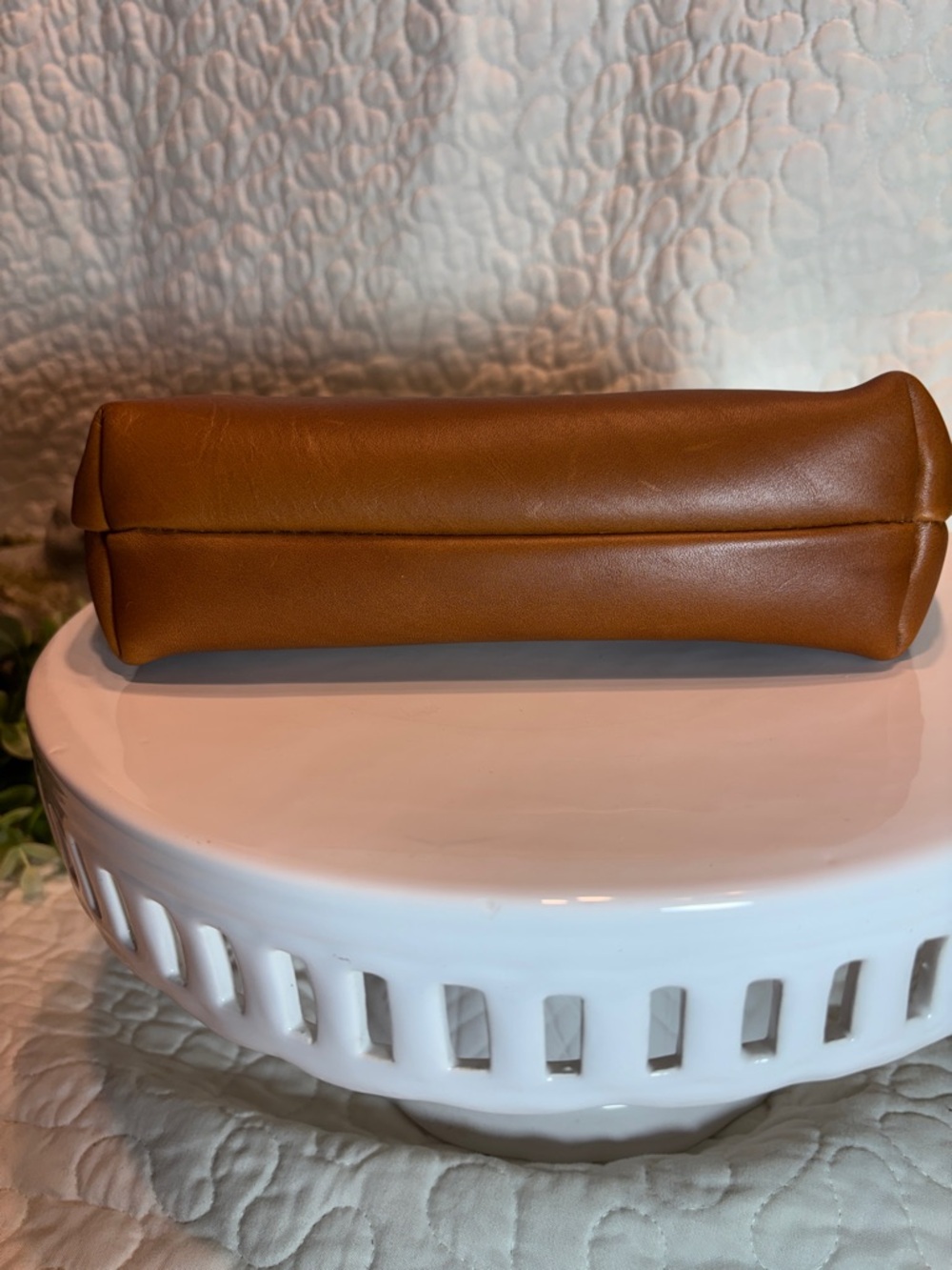 Portland Leather Cognac Brown Leather Cosmetic Bag. - Picture 3 of 8